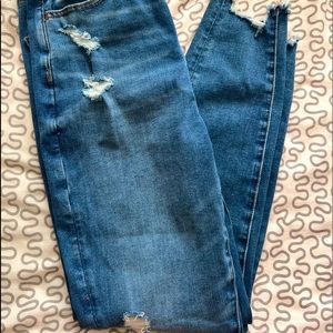 Brand new American eagle jeans.